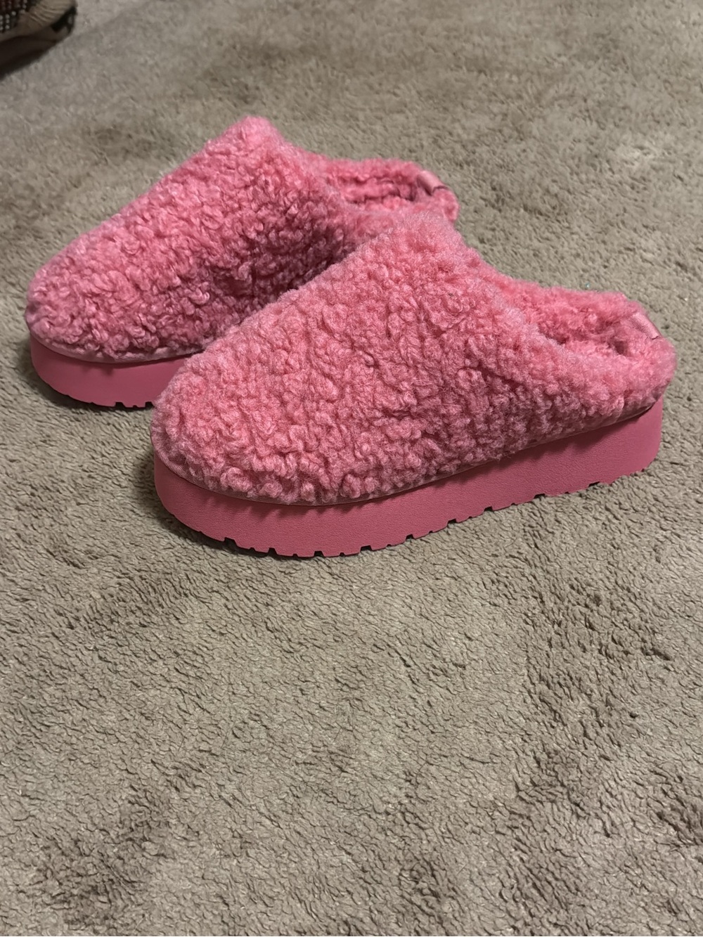 PINK LILY | Tilly Pink Sherpa Platform Slipper